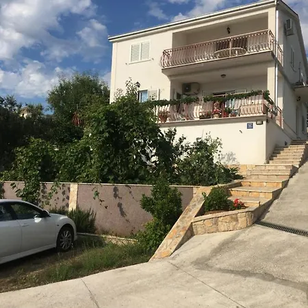 Appartement View Kustura
